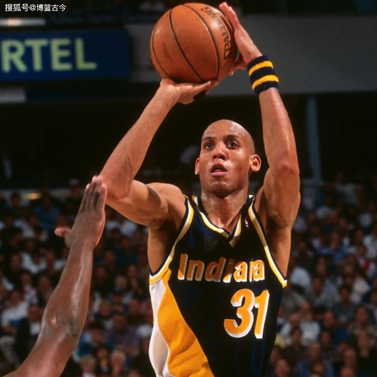 肘区手递手 肘区手递手